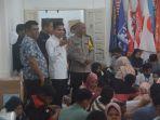 Pj-Wali-Kota-Langsa-tinjau-pelipatan-surat-suara.jpg