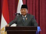 Presiden-Prabowo-Subianto-saat-bertemu-mahasiswa-di-Kairo-Mesir-Rabu-18122024.jpg