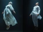 Prompt-Gemini-AI-Foto-A-Surreal-Cinematic-Melayang-Cocok-untuk-Mempercantik-Story-IG-atau-TikTok.jpg