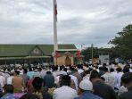 Ribuan-jamaah-dari-Banda-Aceh-Aceh-Besar-dan-sekitarnya-memadati-Lapangan-Blang-Padang.jpg