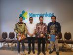 Safaruddin-foto-bersama-Menkes-Budi.jpg