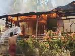 Satu-unit-rumah-di-pedalaman-Makmur-Bireuen-di-Desa-Blang-Perlak-Makmur-ludes-terbakar.jpg