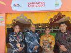 Sekda-Aceh-Barat-Marhaban-SE-saat-menghadiri-RoadShow-Bus-KPK.jpg