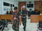 Seorang-prajurit-TNI-Pratu-Saifhonna-Fahdil-menjalani-sidang.jpg