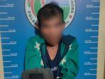 Tersangka-dan-barang-bukti-sabu-yang-berhasil-diamankan-Satresnarkoba-Polres-Aceh-Singkil.jpg