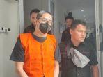 Tersangka-kasus-penganiayaan-AKP-Hariyadi-diserahkan-ke-Kejari.jpg