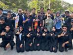 Teuku-Riefky-Harsya-foto-bersama-Marching-Band-Gita-Handayani-Dinas-Pendidikan-Aceh.jpg