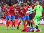 Timnas-Kosta-Rika-merayakan-keberhasilan-lolos-ke-putaran-final-Piala-Dunia-2022.jpg
