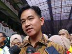 Wakil-Presiden-RI-Gibran-Rakabuming-Raka-usai-meninjau-MBG-di-SMAN-13-Jakarta-Utara.jpg