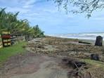 abrasi-laut-898ijk.jpg