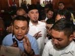 ahmad-dhani-usai-menjalani-sidang-kasus-vlog-idiot.jpg