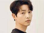 aktor-korea-selatan-song-joong-ki-mengunjungi-indonesia.jpg