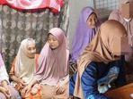 anak-titipkan-ibu-ke-panti-asuhan.jpg