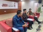 anggota-dpd-ri-haji-uma_ojk-aceh_pinjol_investasi-bodong.jpg