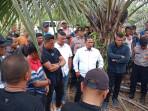 Tinjau Sengketa Lahan dengan PT Satya Agung Bersama Pansus, Ketua DPRK Aceh Utara: Stop Pematokan