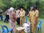 bupati-bireuen-menyerahkan-bantuan-kepada-keluarga-almarhum-abk.jpg