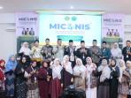 foto-bersama-MICONIS.jpg