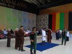 hukuman-cambuk-di-banda-aceh_04052025.jpg