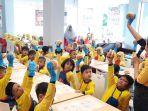 kegiatan-cooking-class-puluhan-anak-tk-aisyiah-ulee-kareng-belajar-di-kfc-kamis-2582022.jpg