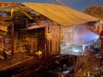 kios-terbakar-di-aceh-besar_2025_a.jpg
