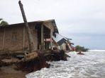 kondisi-rumah-di-pantai-jilbab.jpg