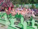 makam-warna-warni-di-madium.jpg
