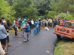 minibus-terjun-ke-jurang-kawasan-dairi.jpg