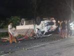 mobil-bawa-jeruk-terbalik-di-leupung_.jpg