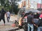 Lepas Kendali, L-300 Hantam Pantat Truk Tronton di Lintas Desa Rantau Panjang Aceh Timur