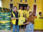 pasar-murah-golkar-05.jpg