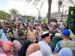 pelepasan-jemaah-haji-Kloter-11-Aceh-Besar.jpg