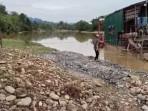 penambang-lempar-kapal.jpg