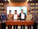 penandatanganan-MoU-di-Gedung-Kementerian-Haji-dan-Umrah-Jakarta-Pusat.jpg