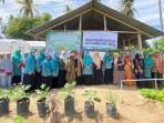 TIM Pengabdi USK Sosialisasi dan Serahkan TTG Irigasi Sprinkler di Miruk Lam Reudeup Aceh Besar