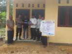 penyerahan-rumah-bantuan-untuk-Miswar.jpg