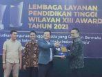 politeknik-aceh-_-anugerah-lldikti-xiii-award-tahun-2021.jpg