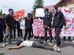 protes-terkait-kasus-pembunuhan-Pemuda-Aceh-Imam-Maskur.jpg