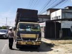 razia-truk-0910.jpg