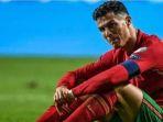reaksi-penyerang-portugal-cristiano-ronaldo-pada-akhir-pertandingan.jpg