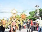 ribuan-masyarakat-menyaksikan-festival-budaya.jpg