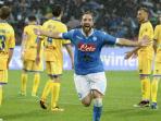 selebrasi-penyerang-napoli-gonzalo-higuain_20160515_100044.jpg