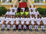 tim-sepak-bola-aceh-tamiang-sebelum-diberangkatkan-ke-popda-xvi-meulaboh.jpg