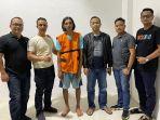 tim-tabur-berfoto-bersama-dengan-terpidana-edi-saputra.jpg