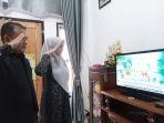 upacara-di-depan-tv.jpg