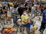 warga-wuhan-hingga-menyerbu-supermarket-karena-diketahui-kasus-lokal-covid-19-terjadi-lagi.jpg