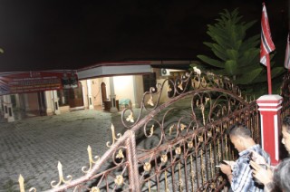 Mes KPA Dilempari Batu - 251013foto_11.jpg
