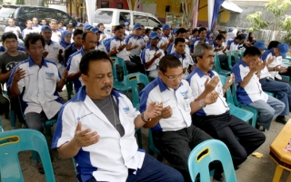 23 Tahun Serambi Indonesia - 20120209_BUD7.jpg