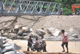Jembatan Bailey di Tangse belum Berfungsi