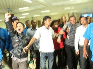 Wagub Sambut Tiga Napi Politik - 20120911_bedu.jpg