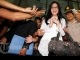 20120427_Angelina_Sondakh_dan_handbags_Valentino.jpg